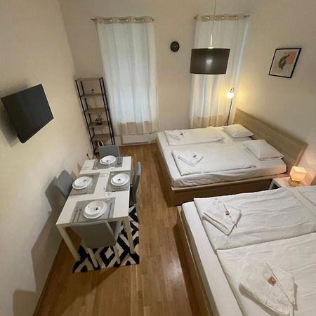 Cozy 5-Person Apartment In Vienna 2 ภายนอก รูปภาพ
